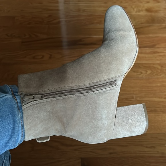 Fall/winter booties - Picture 6 of 9